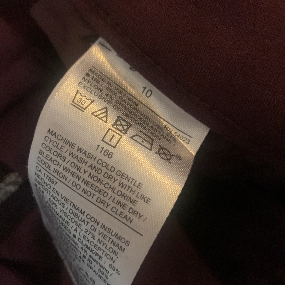 Old Navy Pixie Pants - image 5